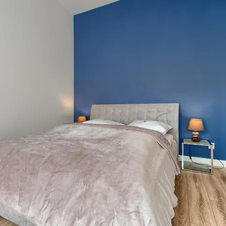 5000 Rynek Sienny Stare Bulwary No 1 Апартаменты