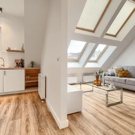 Апартаменты 5000 Rynek Sienny Stare Bulwary No 1